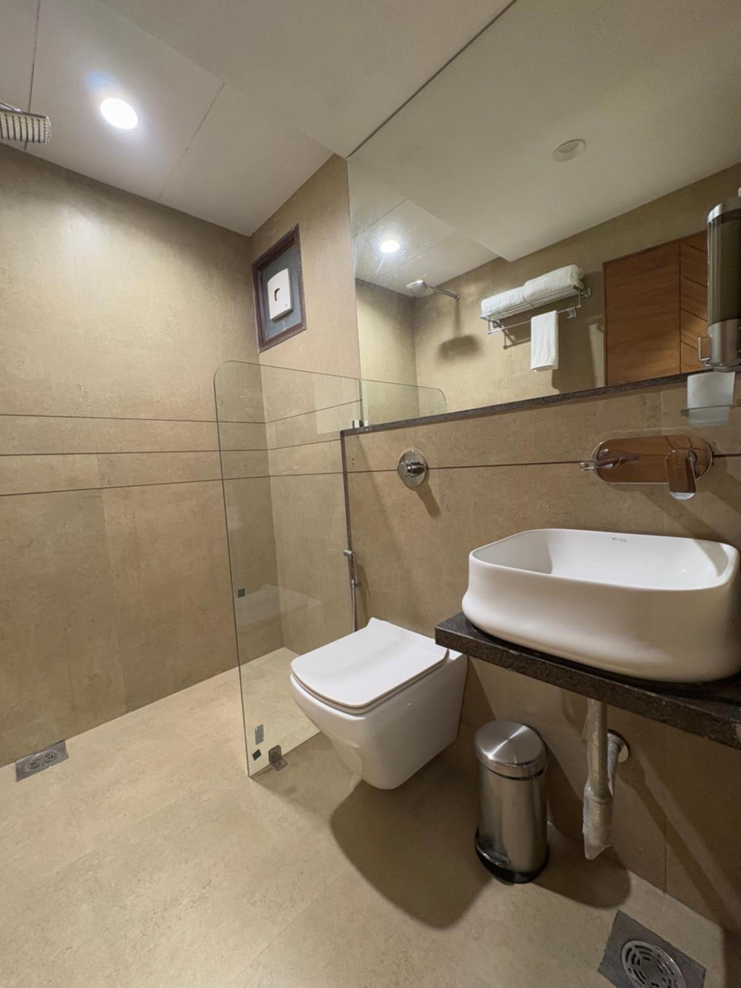 Pam Premium Hotel Vadodara Eksteriør billede